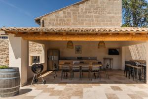 Maisons de vacances Mas provencal avec piscine chauffee ! : photos des chambres