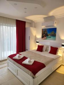 Sea view 5 En-suit villa, pool heatable, free WIFI VillaHappy in Kalkan