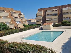 Studio cabine avec piscine, plage directe, terrasse et parking - Animaux acceptés - FR-1-387-53