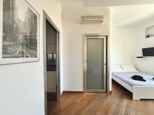 Square Apartment in Centro città