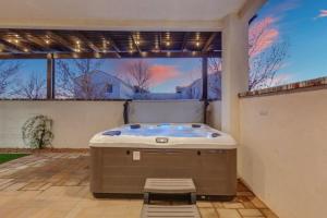 Desert Haven near Zion with Pool and Hot Tub