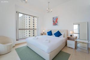 Gardenia Bahar Suites 1 Bedroom Apartment in JBR with 2 mins walk to the Beach