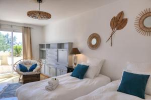 Villas Le Mas de l'Alliance - 12 p - Air Cond - private Pool - near Grignan : photos des chambres