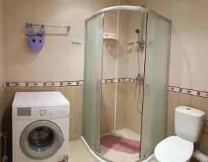 Sunny Studio with Pool, Balcony, Near Center and Beach