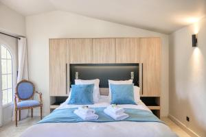 Villas Le Mas de l'Alliance - 12 p - Air Cond - private Pool - near Grignan : photos des chambres