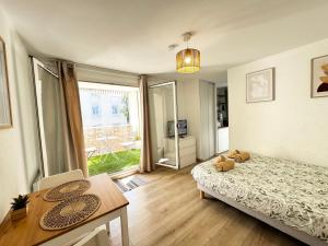 L'Epi - Balcon - 2 vélos -Proche parking gratuit - 3-star hotels in Avignon