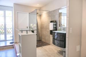 Villas Le Mas de l'Alliance - 12 p - Air Cond - private Pool - near Grignan : photos des chambres