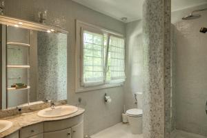 Villas Le Mas de l'Alliance - 12 p - Air Cond - private Pool - near Grignan : photos des chambres