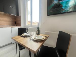Appartements Neufchatel studio cosy calme proche centre ville : photos des chambres
