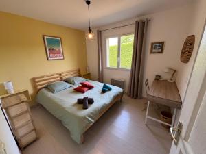 Maisons de vacances Ares, Villa Mapouchet, piscine : photos des chambres