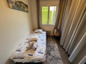 Maisons de vacances Ares, Villa Mapouchet, piscine : photos des chambres