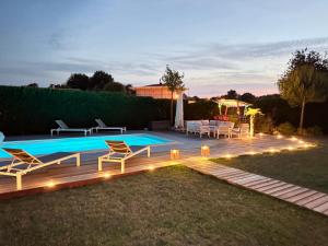 Maisons de vacances Ares, Villa Mapouchet, piscine : photos des chambres