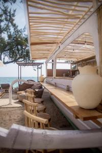 Les Vagues - Hotel Villa & Beach Club - Gili Air