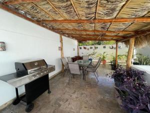 Historic Home with Roof-top Terrace and Grill