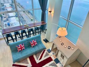Maritime Suite #Full Seaview #Pool Table #Hot Water Dispenser #Kids friendly #Georgetown #6pax #2BR2bath #Private host