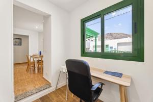 Home2Book Relaxing Órzola Getaway with BBQ