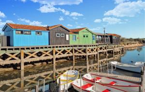 Maisons de vacances Nice Home In Saint-Georges-D-oleron : photos des chambres