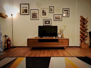 Riverfront houseChao phraya riverBaan Rimphraya