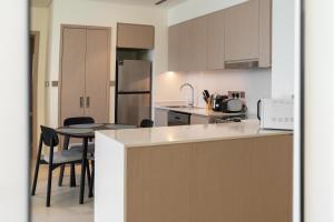 Grande 12 Opera District - Mesmerizing Full Burj & Fountain View Luxury Opera Unit