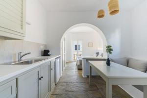 Phaedrus Living Paros Cycladic Residences 8
