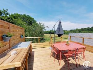 Maisons de vacances Le Logis des Vallees, 6/7 pers avec piscine et sauna : photos des chambres