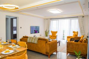 executive three bedroom apartment with dsq , Gym, children play area, rooftop football pitch, coffee house, restaurant, garden and amazing scenic views in kileleshwa