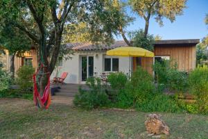 Maisons de vacances L-ecrin de la Garrigue : Maison 2 Chambres