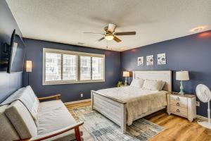 Pool Access and Lake Views Osage Beach Family Gem