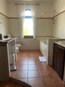 Deluxe Room (2 Adults + 1 Child)