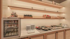 Hotels Holiday Inn Nice - Port St Laurent by IHG : photos des chambres