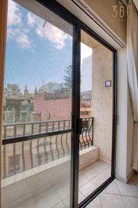 Central Sliema 2BR stay, steps from sea & ferry by 360 Estates