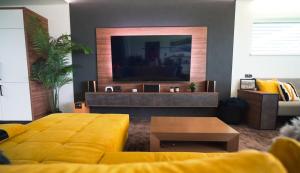 Modern lake cabin with view