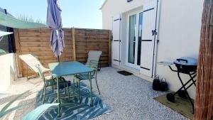 Studio avec jardin et parking proche plages et Sainte-Musse