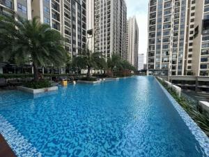 Ha Do Centrosa Apartments Iris Orchid