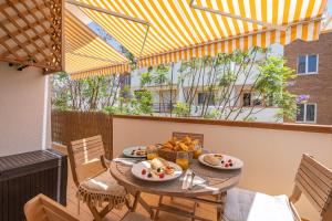 Bright Flat w Terrace & Pools by HostWise