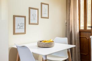 Nellys Place garden house 1