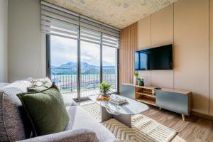 Centriqo by Wynwood House