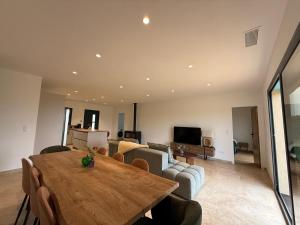 Chez Claudine & Adrien