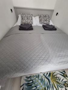 Bagry Rooms2 - Apartament z sypialnią i miejscem postojowym
