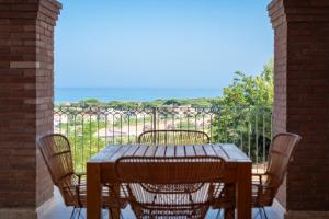 Castel del Mare Suites&Apartments