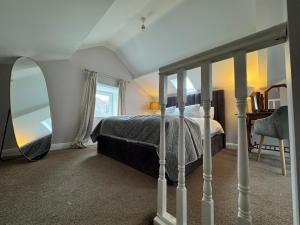 Abbey View Coach House