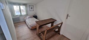 Jolie dépendance avec cour intérieure 2 chambres 3 places