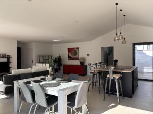 Villas Villa avec piscine : photos des chambres