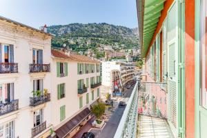 Appartements 33 MARINONI AP4438 by Riviera Holiday Homes : photos des chambres