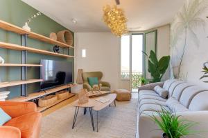 Appartements 33 MARINONI AP4438 by Riviera Holiday Homes : photos des chambres