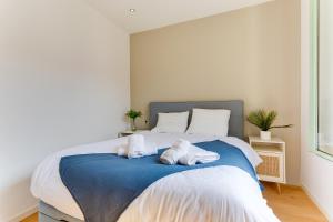 Appartements 33 MARINONI AP4438 by Riviera Holiday Homes : photos des chambres