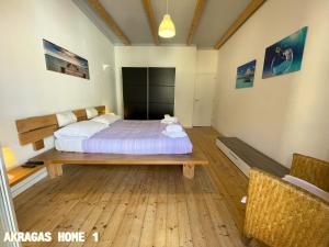 2 Apartments - Akragas Home 1 & Akragas home 2 in Center with View