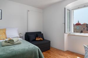 Trogir Square View-Heritage Apartments