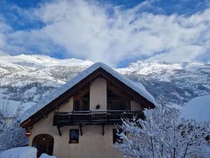 chaleureux cocon dans les alpes