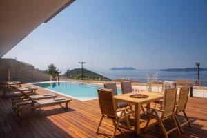 2S Villas Resort - Cave Villas